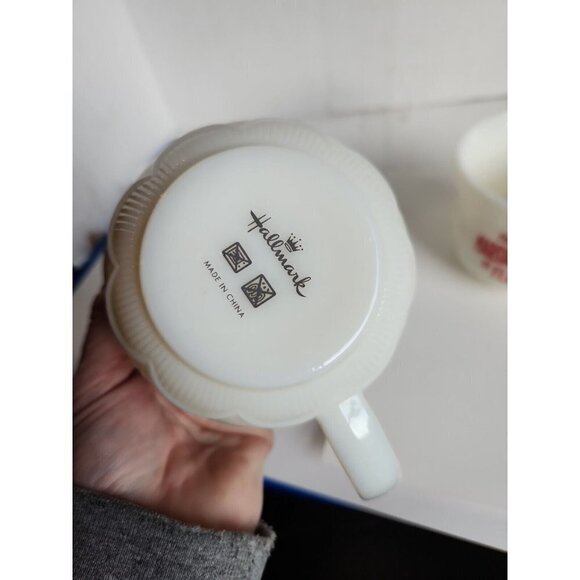 Hallmark 2 Hot Cocoa Mugs White Wide Mouth Marshmallow - Picture 5 of 7